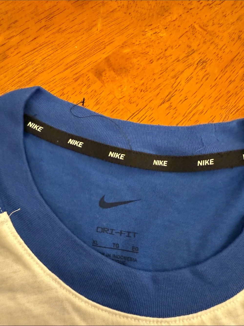 Nike Men’s Baseball Raglan Long Sleeve Shirt - White & Blue